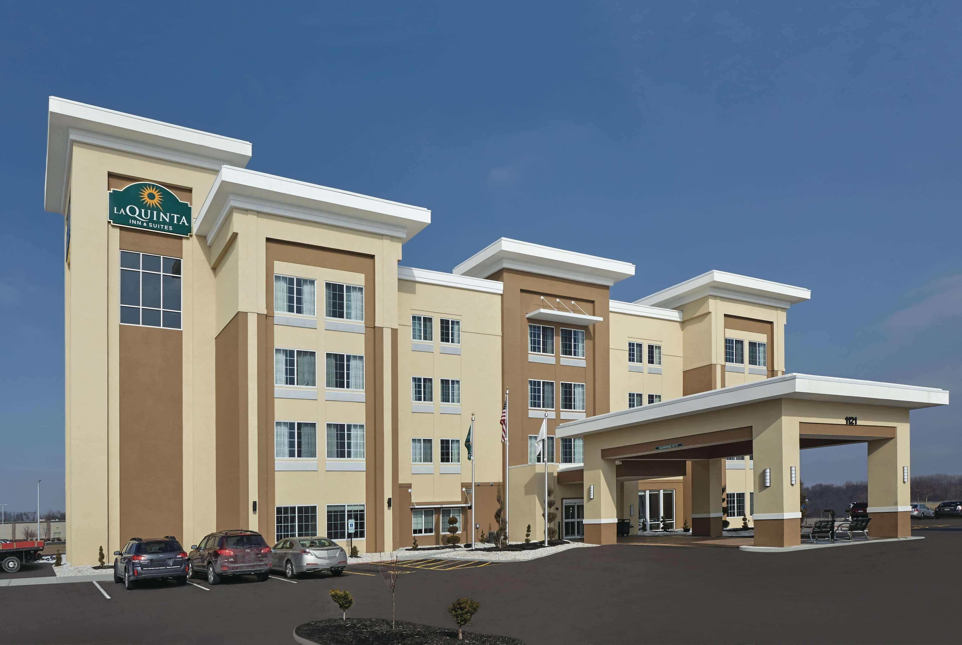 La Quinta By Wyndham Springfield Il Hotel Exterior photo